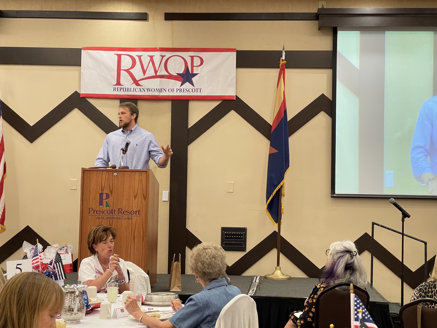 Joe Pitts addressing the Republican Women of Prescott